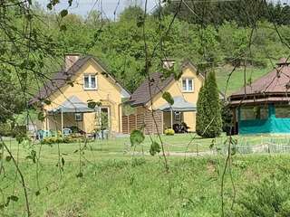 Дома для отпуска Domki nad Stawem Uherce Uherce Mineralne Шале с двумя спальнями-1